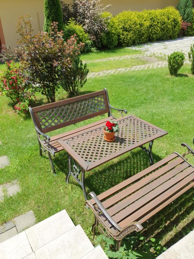Appartamento Privat Bartky Vrbov Esterno foto