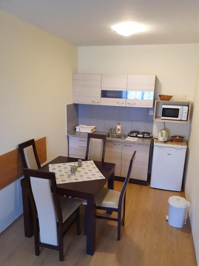 Appartamento Privat Bartky Vrbov Esterno foto