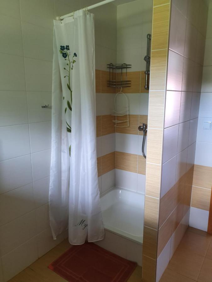 Appartamento Privat Bartky Vrbov Esterno foto