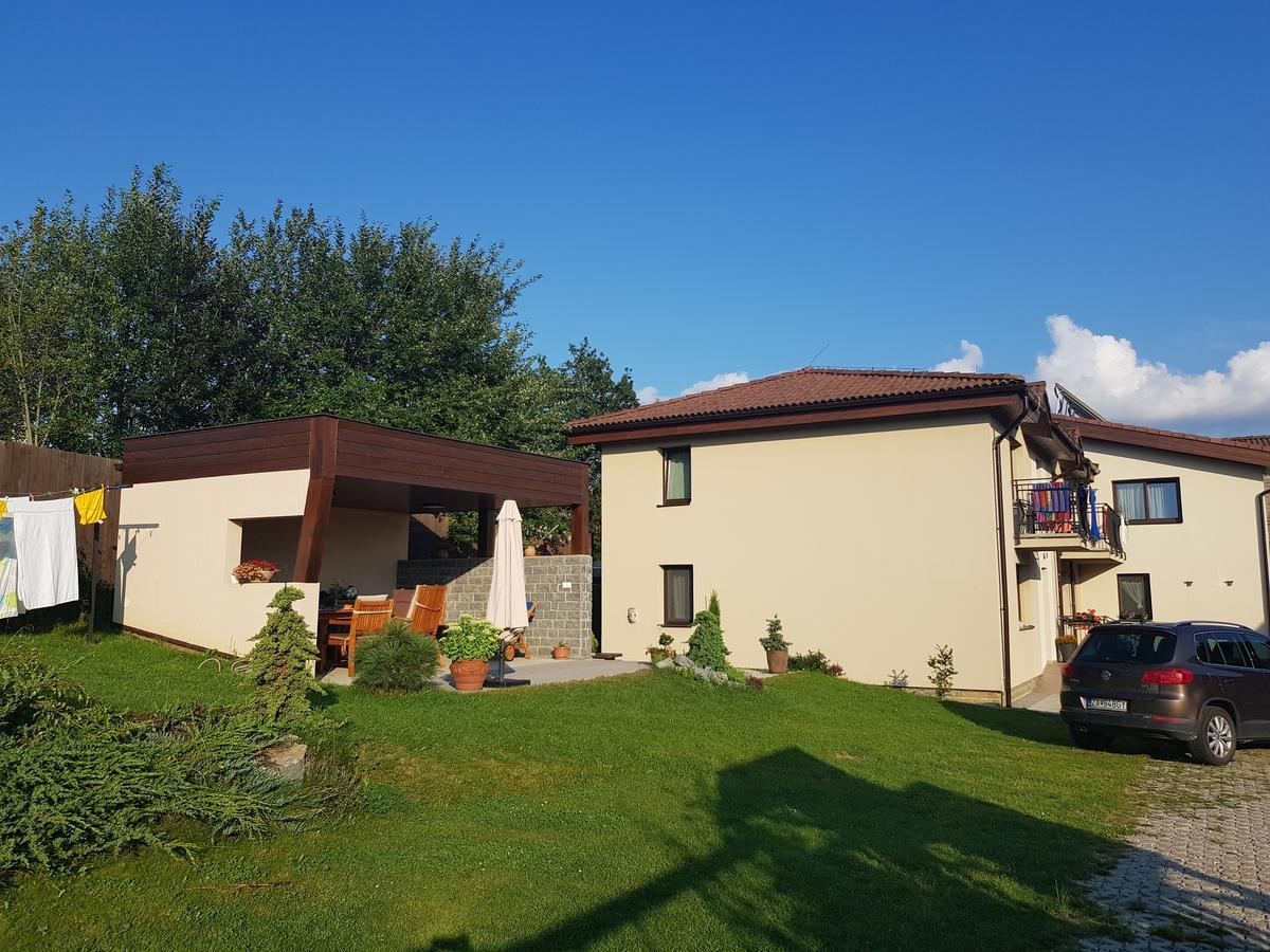 Appartamento Privat Bartky Vrbov Esterno foto