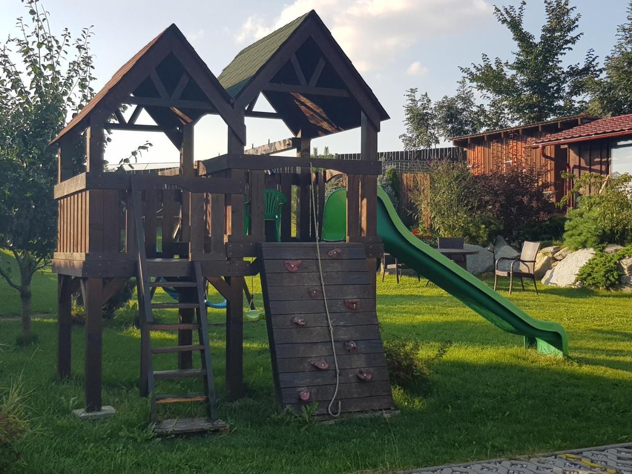 Appartamento Privat Bartky Vrbov Esterno foto