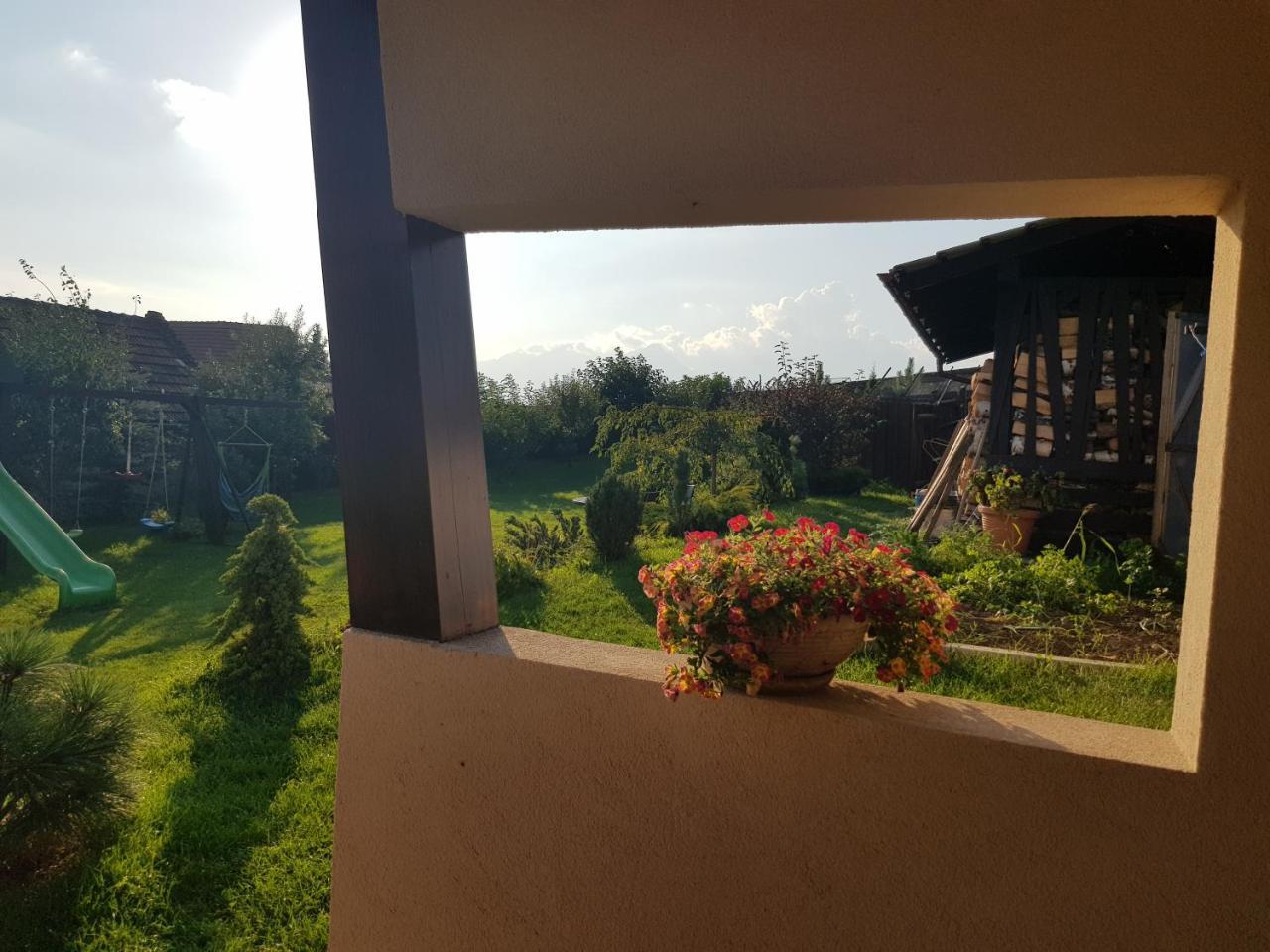 Appartamento Privat Bartky Vrbov Esterno foto